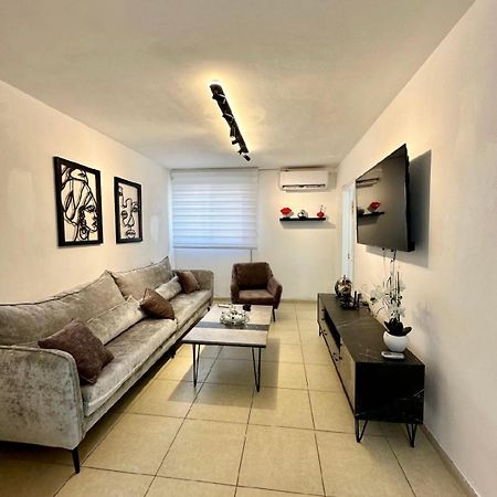 שבטי ישראל - דירת בוטיק Lägenhet Haifa Exteriör bild